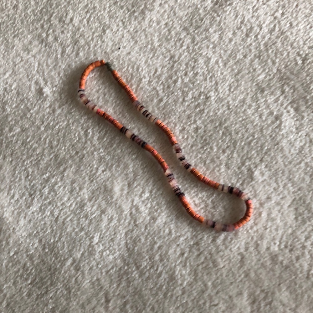 Vintage coral coloured shell bead necklace